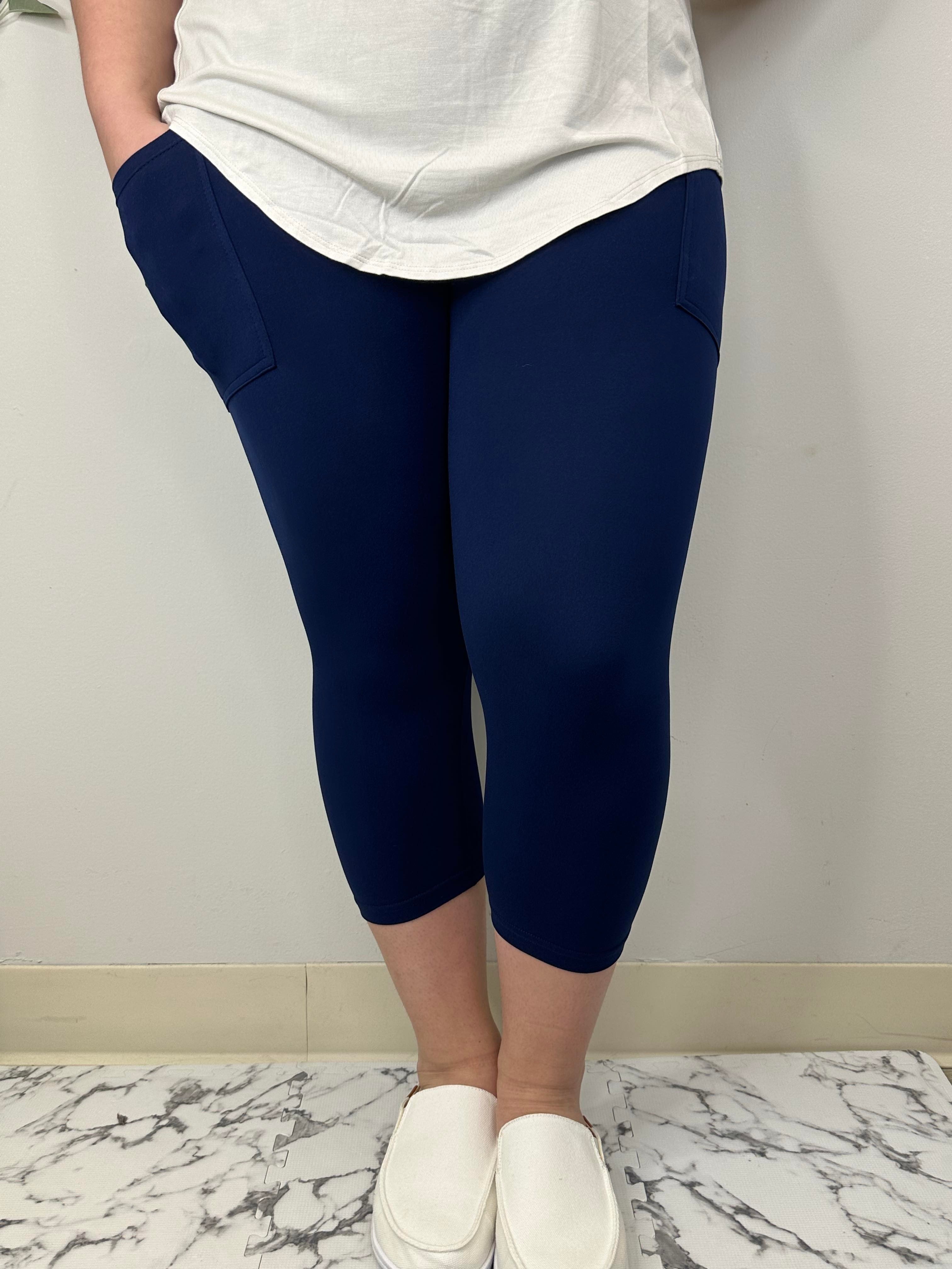 Navy Capri w/ Pockets